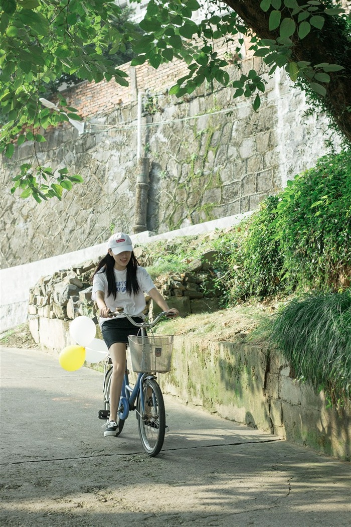 闪耀的她免费电视剧